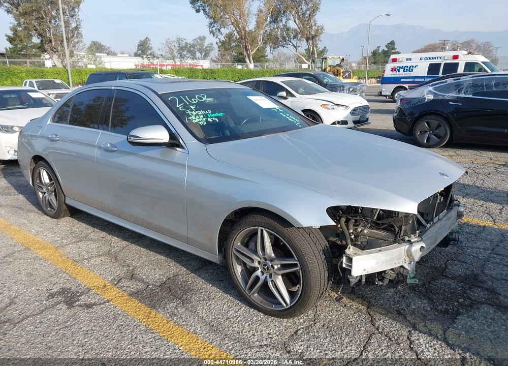 2018 MERCEDES-BENZ E 300 VIN: WDDZF4JB0JA465862