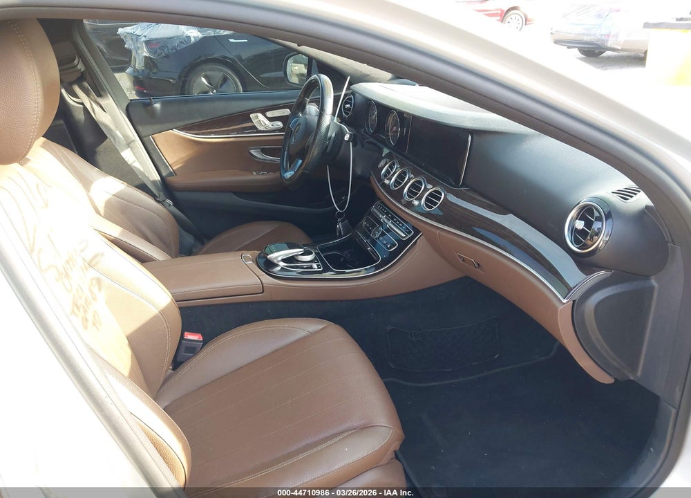 2018 MERCEDES-BENZ E 300 VIN: WDDZF4JB0JA465862