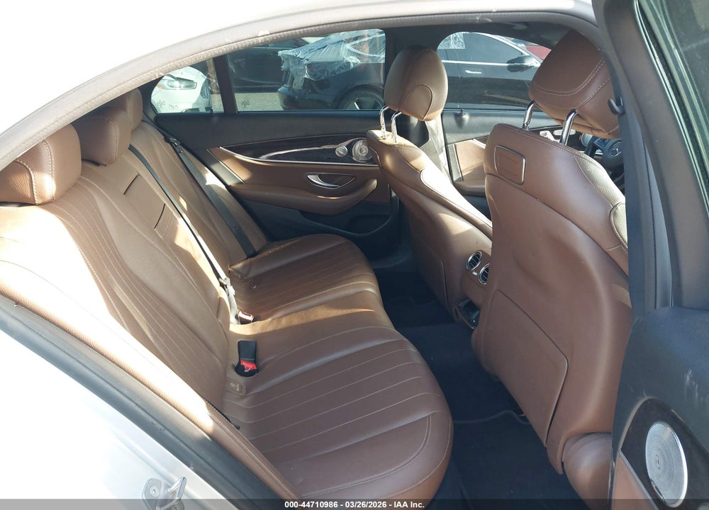 2018 MERCEDES-BENZ E 300 VIN: WDDZF4JB0JA465862