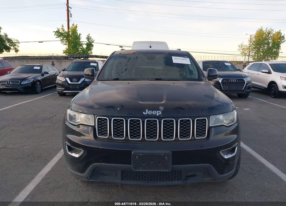 2017 JEEP GRAND CHEROKEE LAREDO 4X4 VIN: 1C4RJFAG3HC872220