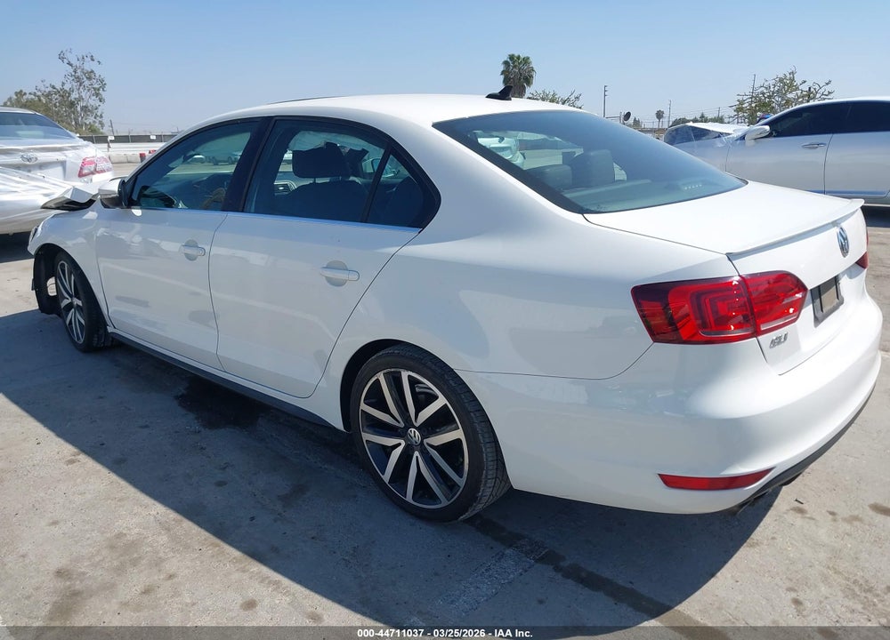 2014 VOLKSWAGEN JETTA GLI/GLI AUTOBAHN/GLI AUTOBAHN W/NAV/GLI EDITION 30/GLI EDITION 30 W/NAV VIN: 3VW4T7AJ7EM209472