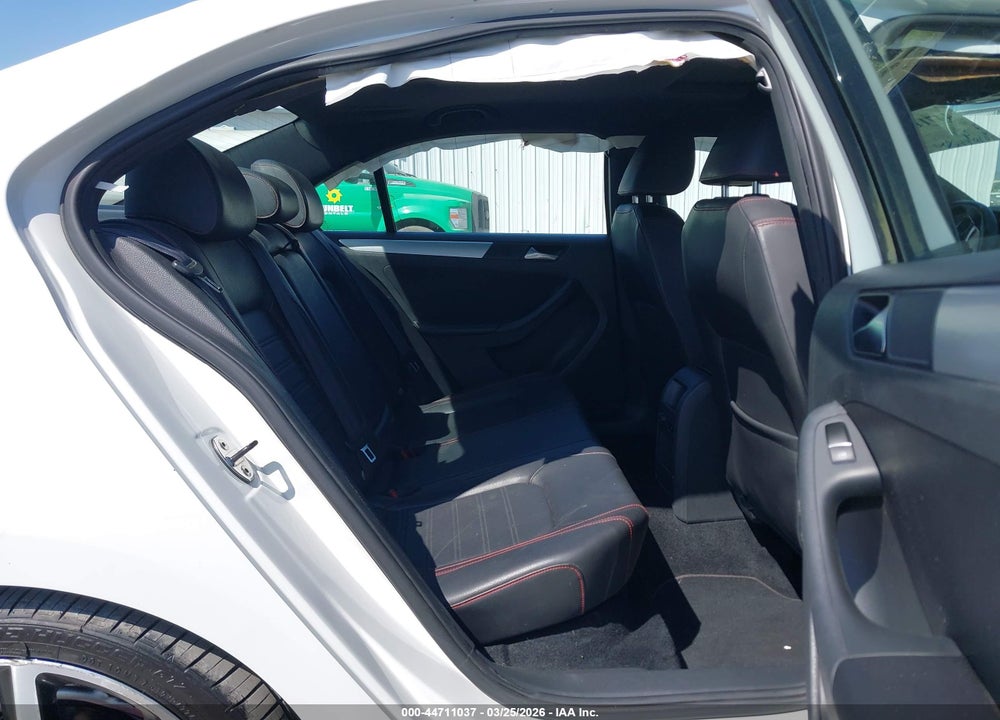 2014 VOLKSWAGEN JETTA GLI/GLI AUTOBAHN/GLI AUTOBAHN W/NAV/GLI EDITION 30/GLI EDITION 30 W/NAV VIN: 3VW4T7AJ7EM209472