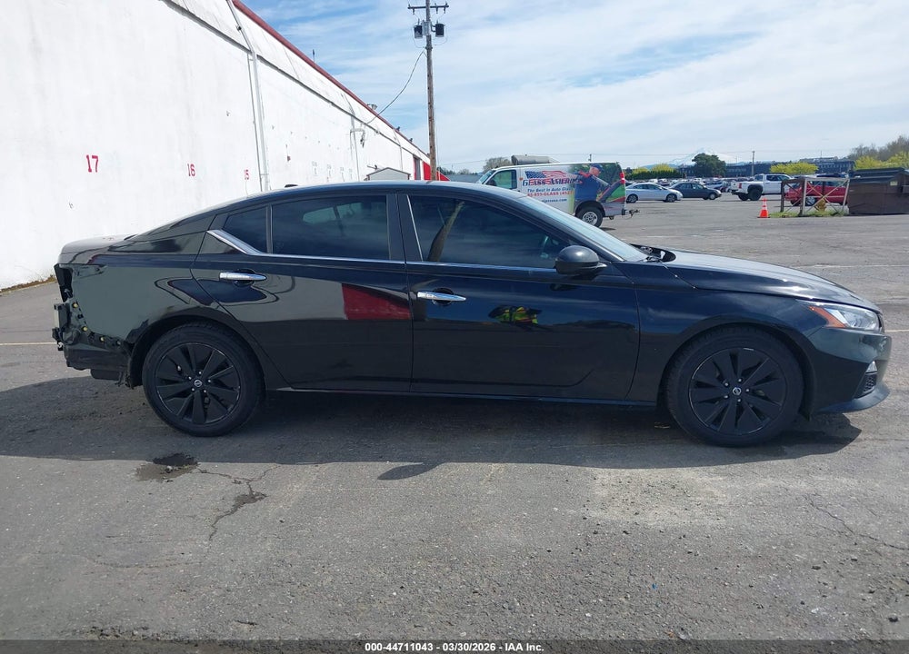 2021 NISSAN ALTIMA SV FWD VIN: 1N4BL4DV0MN334430