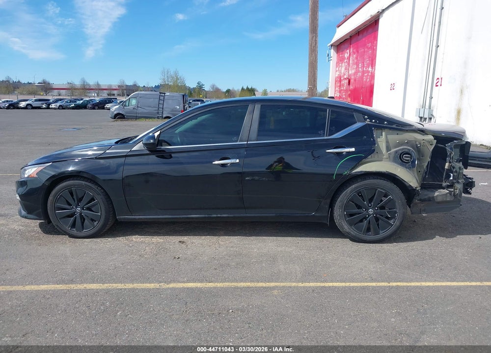 2021 NISSAN ALTIMA SV FWD VIN: 1N4BL4DV0MN334430