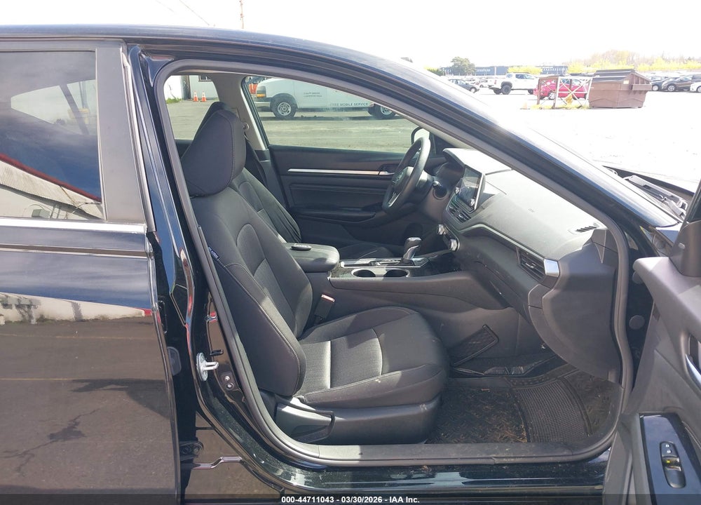 2021 NISSAN ALTIMA SV FWD VIN: 1N4BL4DV0MN334430