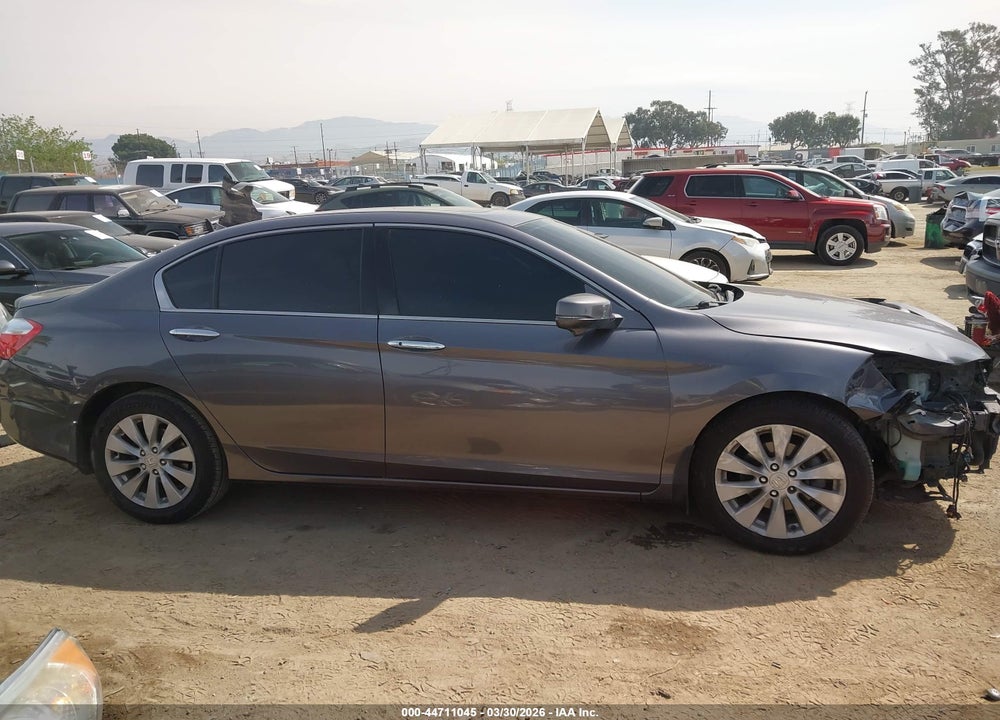 2015 HONDA ACCORD EX-L V-6 VIN: 1HGCR3F87FA027203