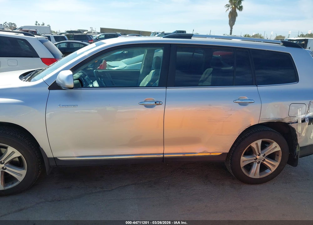 2013 TOYOTA HIGHLANDER LIMITED V6 VIN: 5TDYK3EH4DS112607
