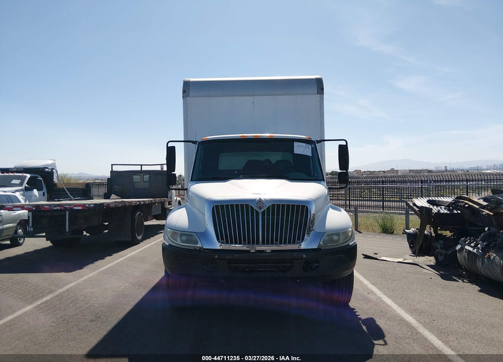 2005 INTERNATIONAL 4000 4300 VIN: 1HTMMAAL05H102303