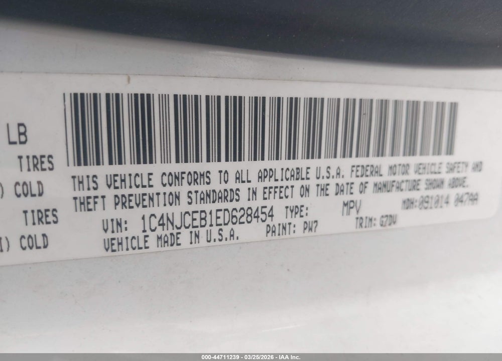 2014 JEEP COMPASS LATITUDE VIN: 1C4NJCEB1ED628454