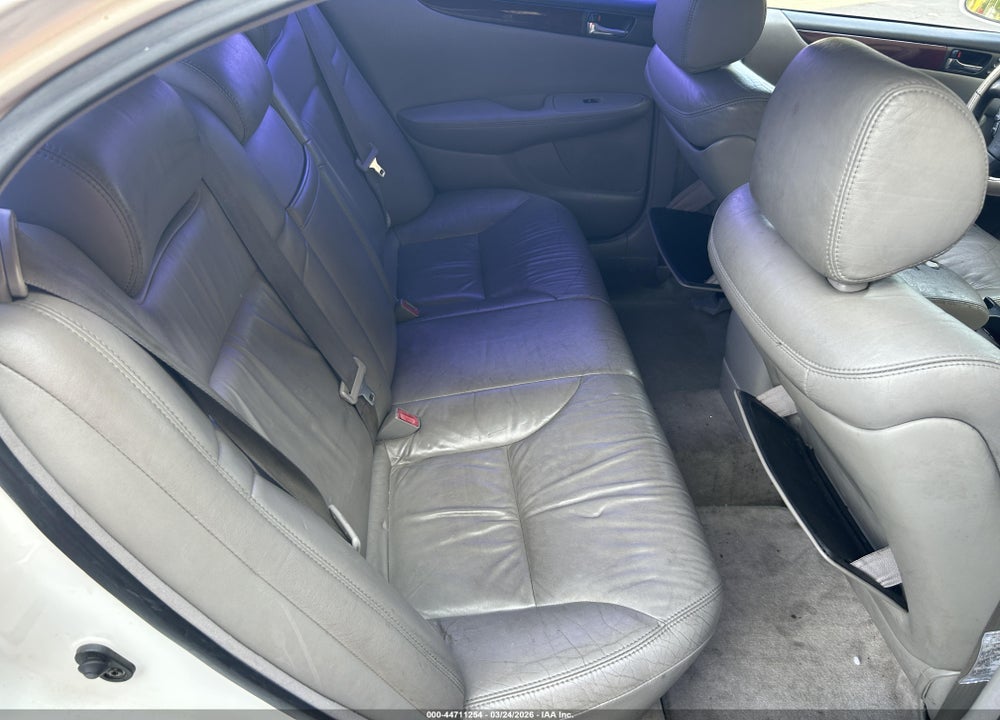 2004 LEXUS ES 330 VIN: JTHBA30G245003896