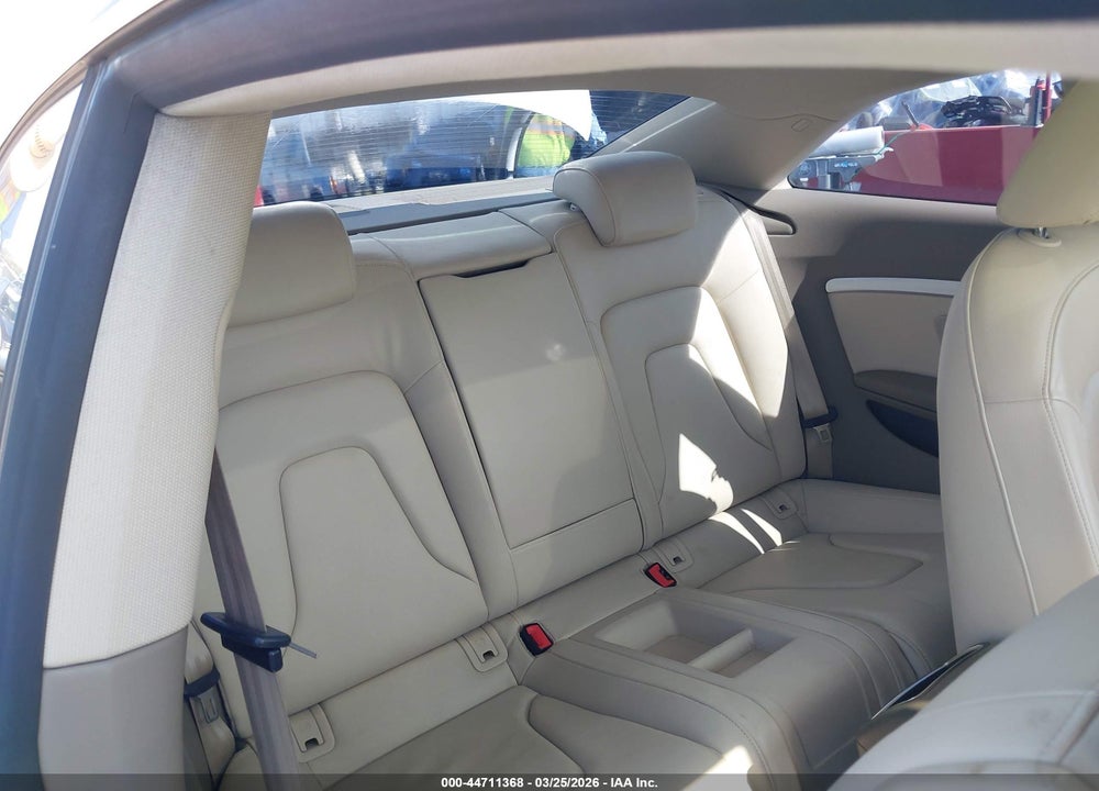 2012 AUDI A5 2.0T PREMIUM VIN: WAUCFAFR2CA004148