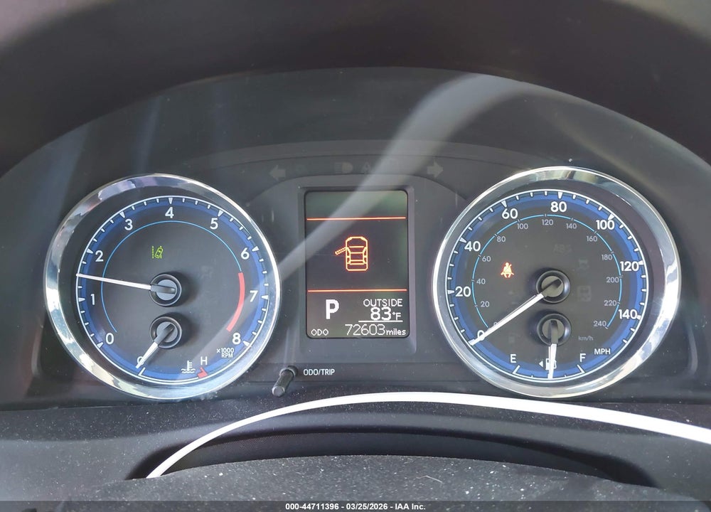 2018 TOYOTA COROLLA LE VIN: 5YFBURHEXJP832728
