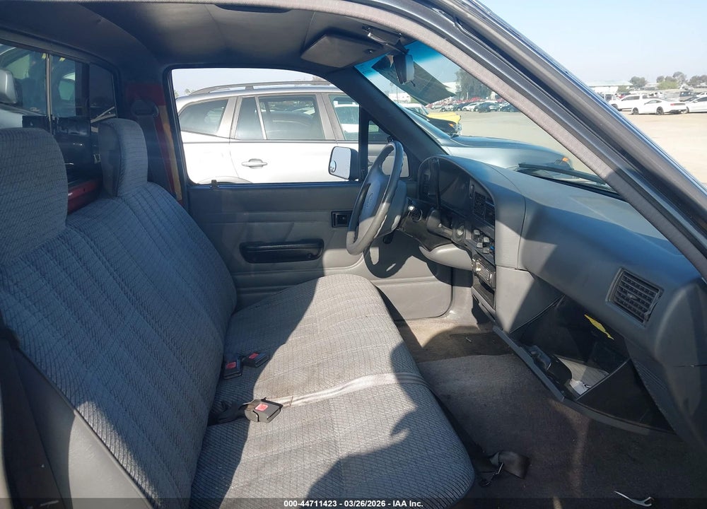 1994 TOYOTA PICKUP 1/2 TON SHORT WHLBSE DX VIN: 4TARN81P0RZ233979