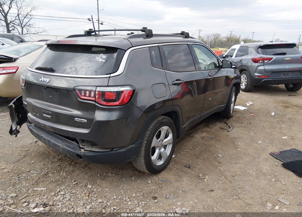 2019 JEEP COMPASS LATITUDE FWD VIN: 3C4NJCBB2KT843965