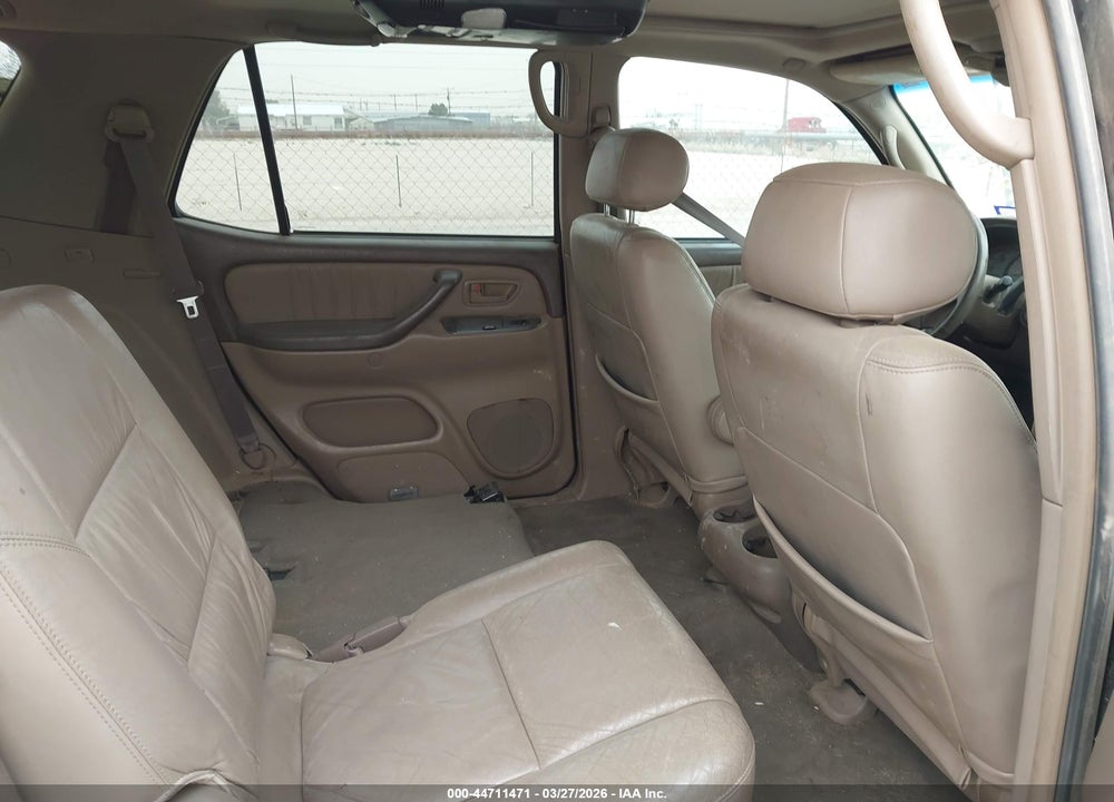 2004 TOYOTA SEQUOIA LIMITED V8 VIN: 5TDZT38A74S230828