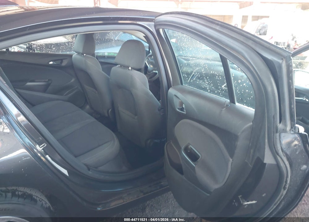 2017 CHEVROLET CRUZE LT AUTO VIN: 1G1BE5SM8H7103945