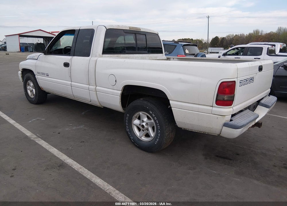 2000 DODGE RAM 1500 ST VIN: 3B7HC13Z6YG110133