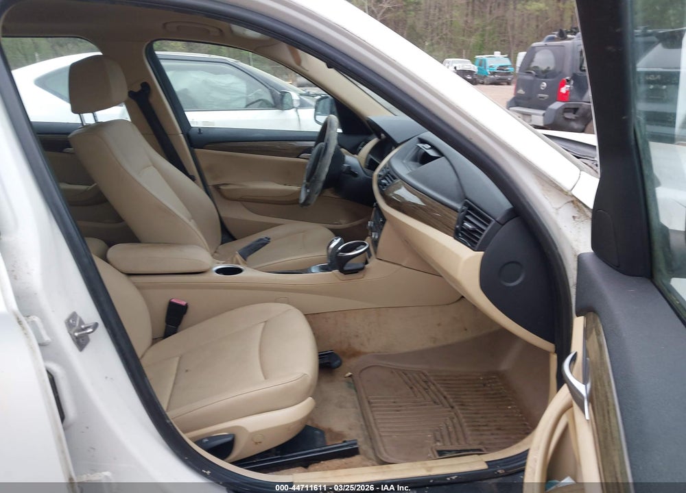 2014 BMW X1 SDRIVE28I VIN: WBAVM1C54EVW51081