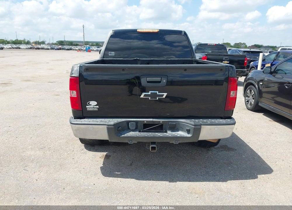 2011 CHEVROLET SILVERADO 1500 LT VIN: 3GCPKSE3XBG232580