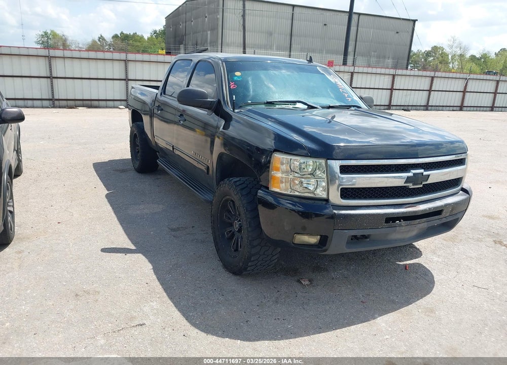 2011 CHEVROLET SILVERADO 1500 LT VIN: 3GCPKSE3XBG232580