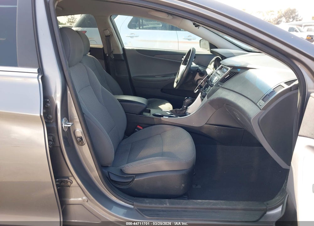 2012 HYUNDAI SONATA GLS VIN: 5NPEB4ACXCH405631