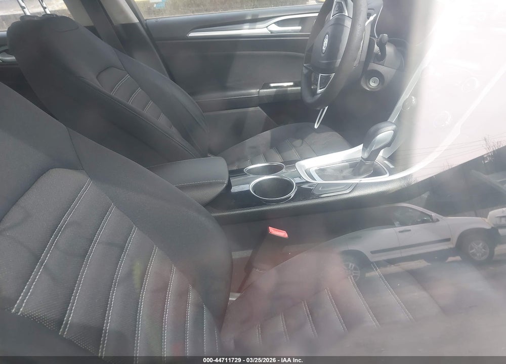 2014 FORD FUSION SE VIN: 1FA6P0H78E5351066