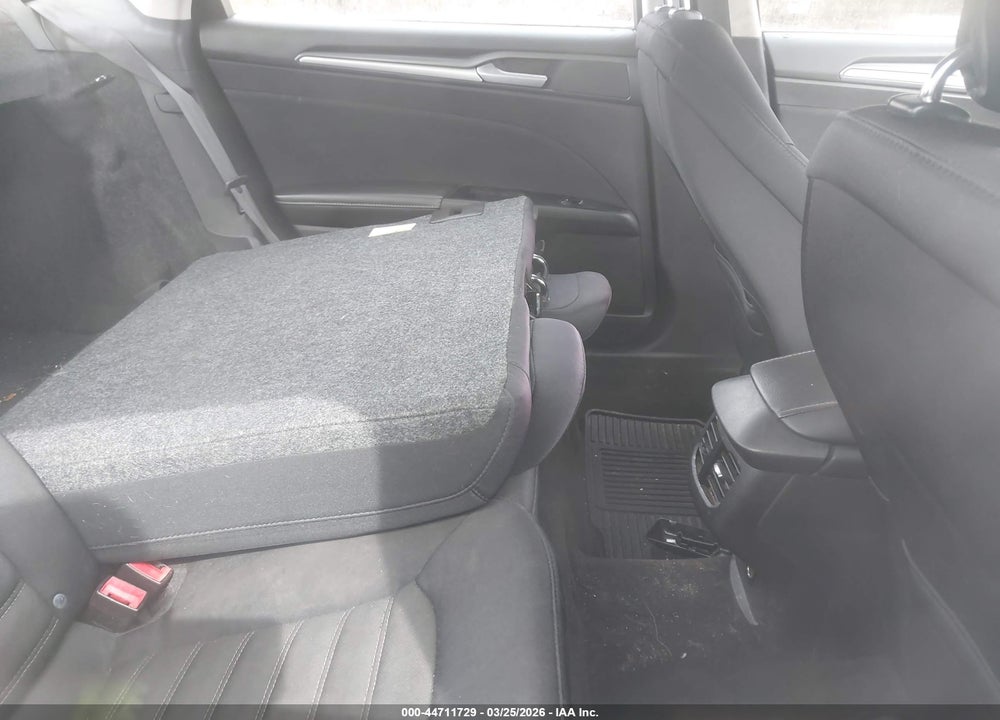 2014 FORD FUSION SE VIN: 1FA6P0H78E5351066