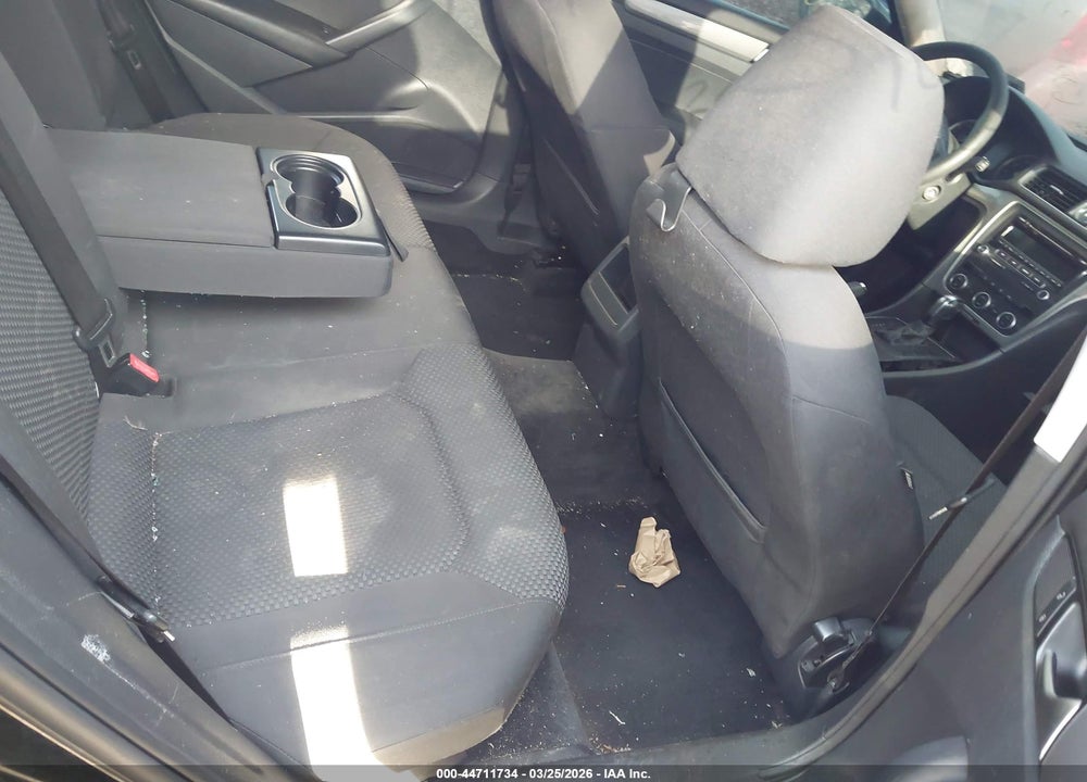 2012 VOLKSWAGEN PASSAT 2.5L S VIN: 1VWAH7A3XCC089459
