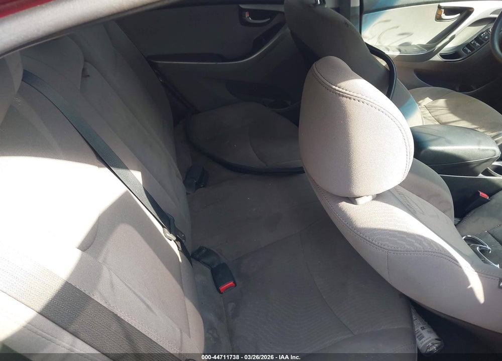 2016 HYUNDAI ELANTRA SE VIN: 5NPDH4AE6GH787402