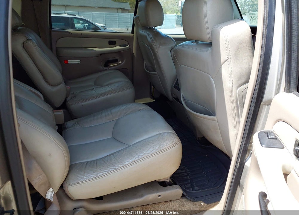 2003 CHEVROLET SUBURBAN 1500 LT VIN: 3GNEC16Z63G197997