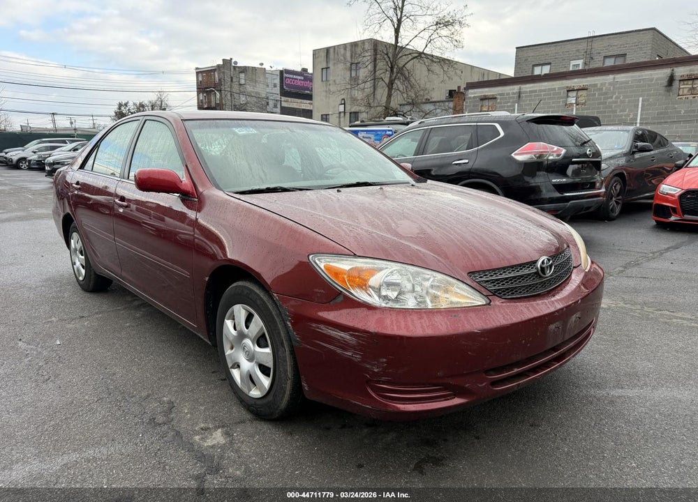2004 TOYOTA CAMRY LE VIN: 4T1BE32K04U372572