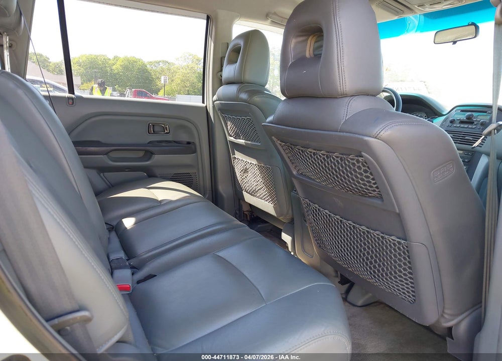 2003 HONDA PILOT EX VIN: 2HKYF184X3H537111