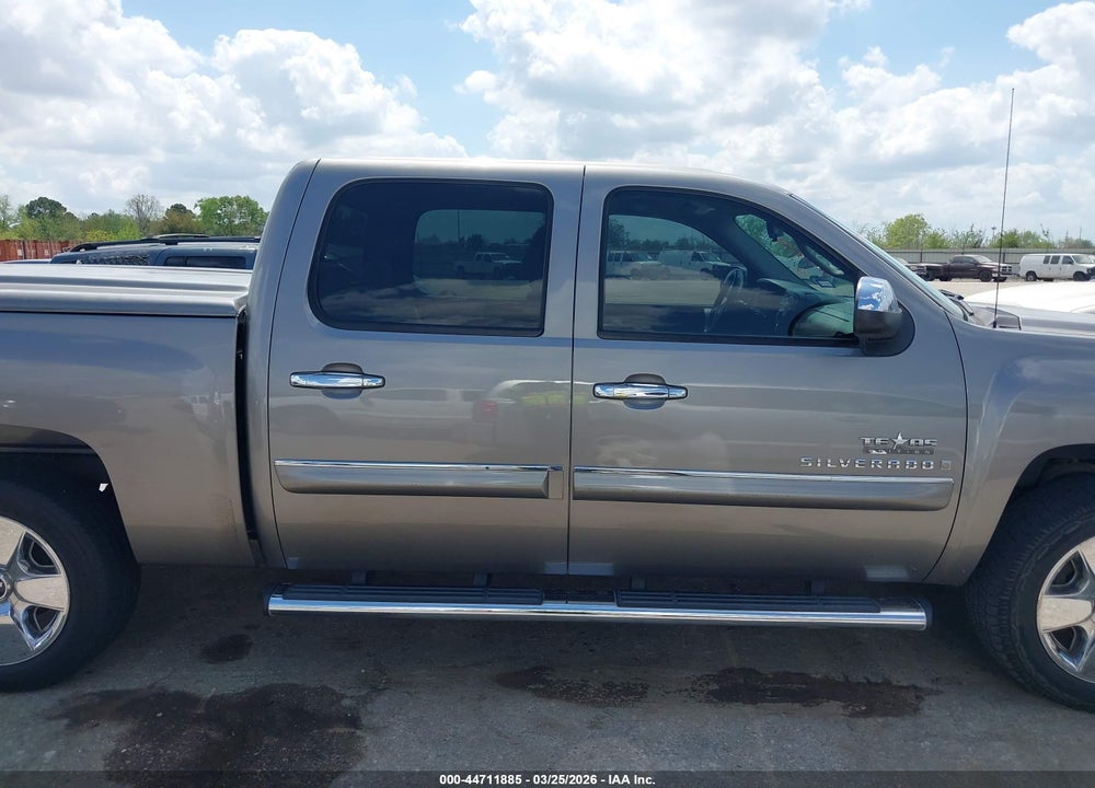 2009 CHEVROLET SILVERADO 1500 LT VIN: 3GCEC23J39G250788