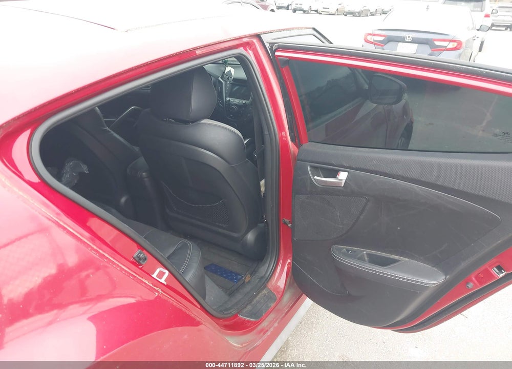 2016 HYUNDAI VELOSTER TURBO VIN: KMHTC6AE7GU277437