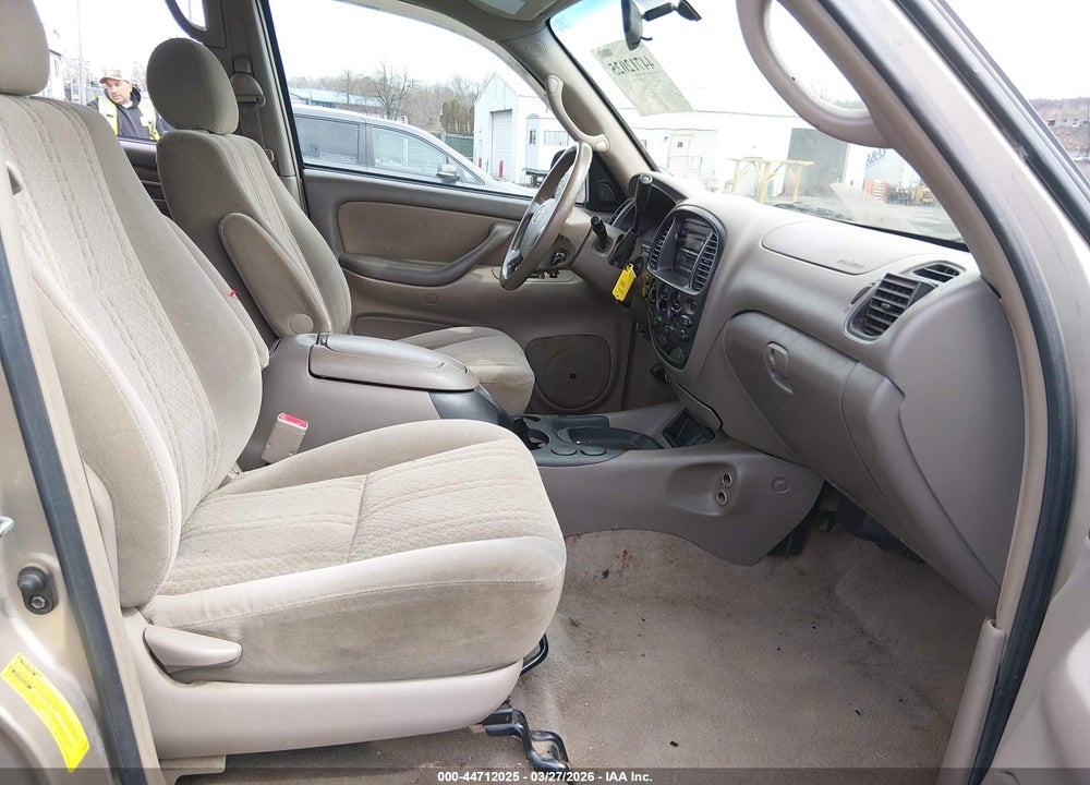 2005 TOYOTA TUNDRA SR5 V8 VIN: 5TBDT44145S485601