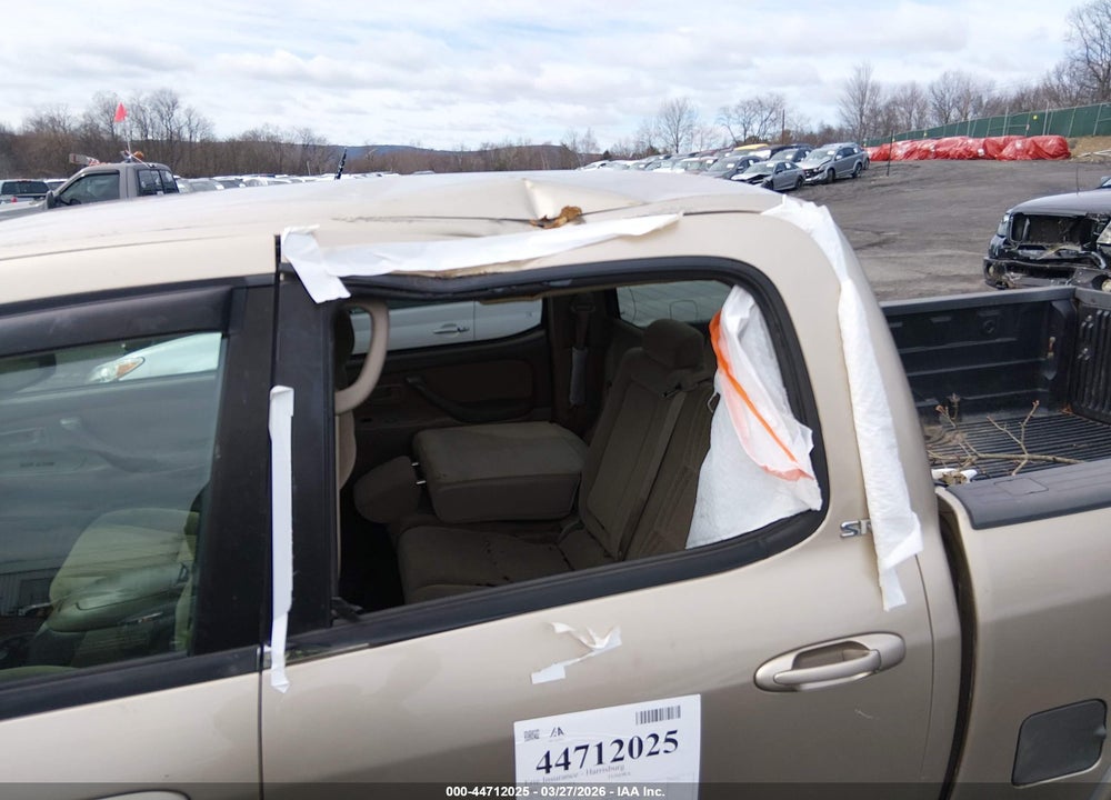 2005 TOYOTA TUNDRA SR5 V8 VIN: 5TBDT44145S485601