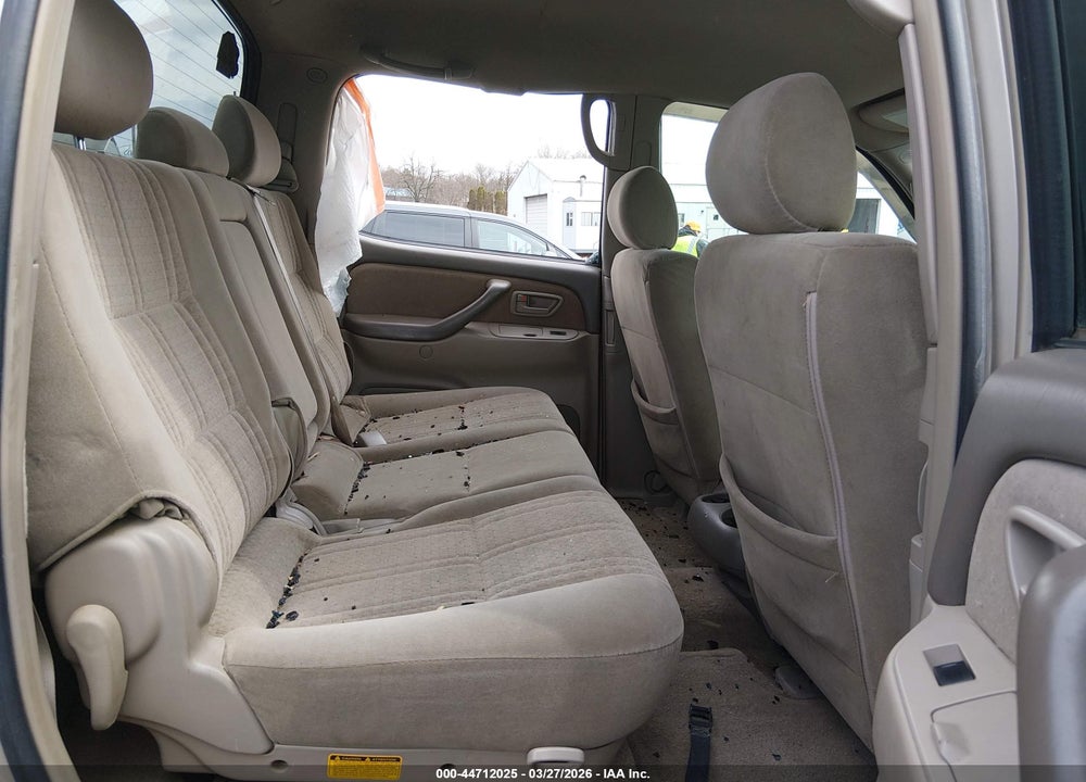 2005 TOYOTA TUNDRA SR5 V8 VIN: 5TBDT44145S485601