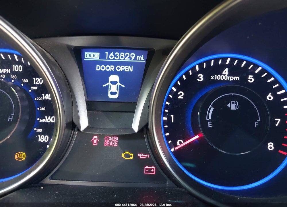 2013 HYUNDAI GENESIS 3.8 GRAND TOURING VIN: KMHHU6KJ4DU108082