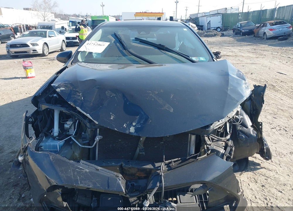 2017 TOYOTA COROLLA LE VIN: 5YFBURHE5HP729517