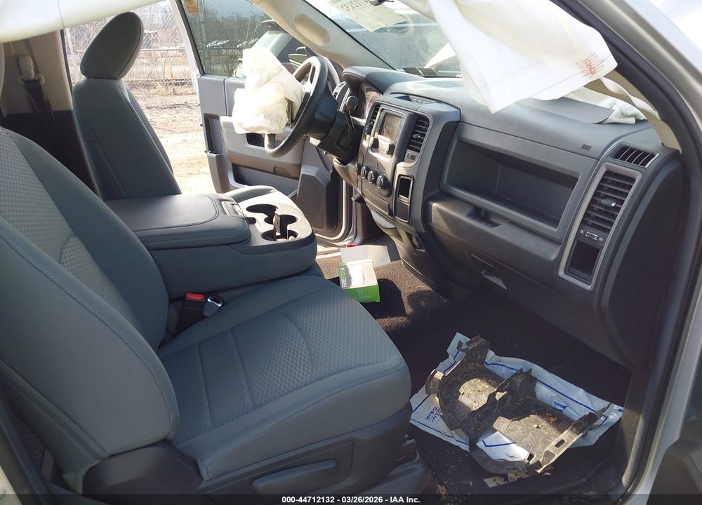 2014 RAM 1500 EXPRESS VIN: 3C6JR7AT4EG245227