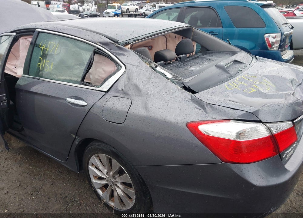 2015 HONDA ACCORD EX VIN: 1HGCR2F75FA131027