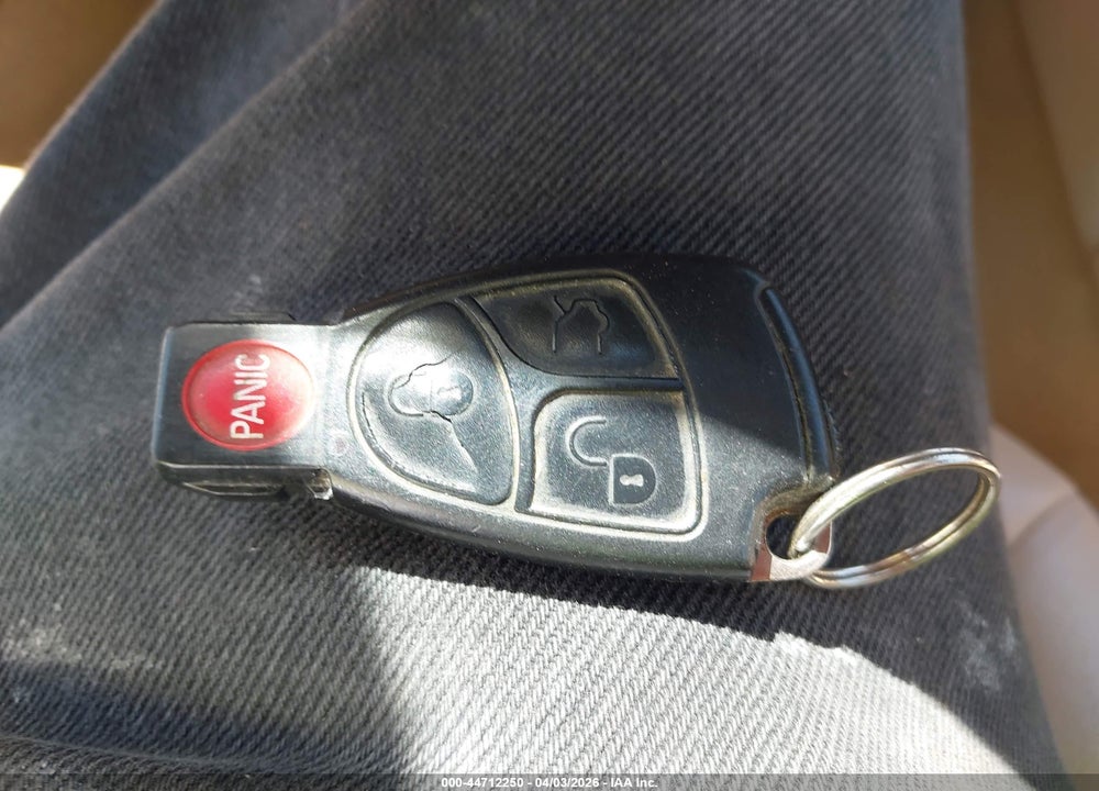 2001 MERCEDES-BENZ E 320 VIN: WDBJF65J51B213473