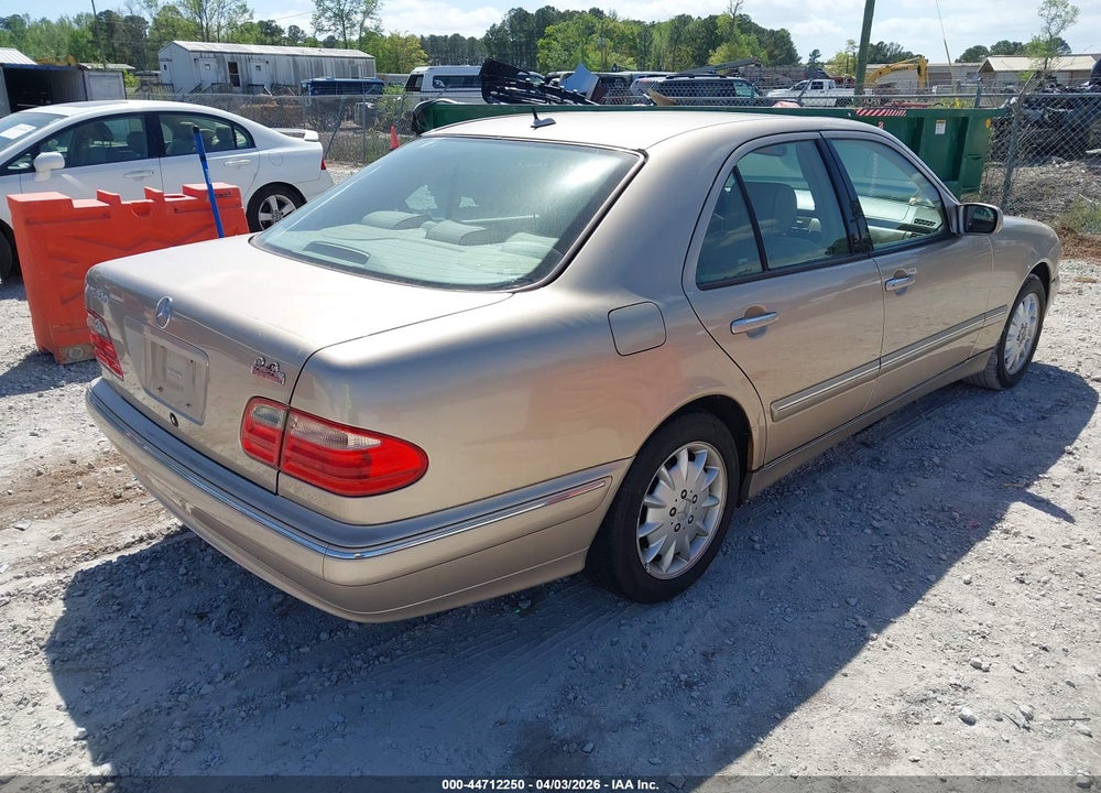 2001 MERCEDES-BENZ E 320 VIN: WDBJF65J51B213473
