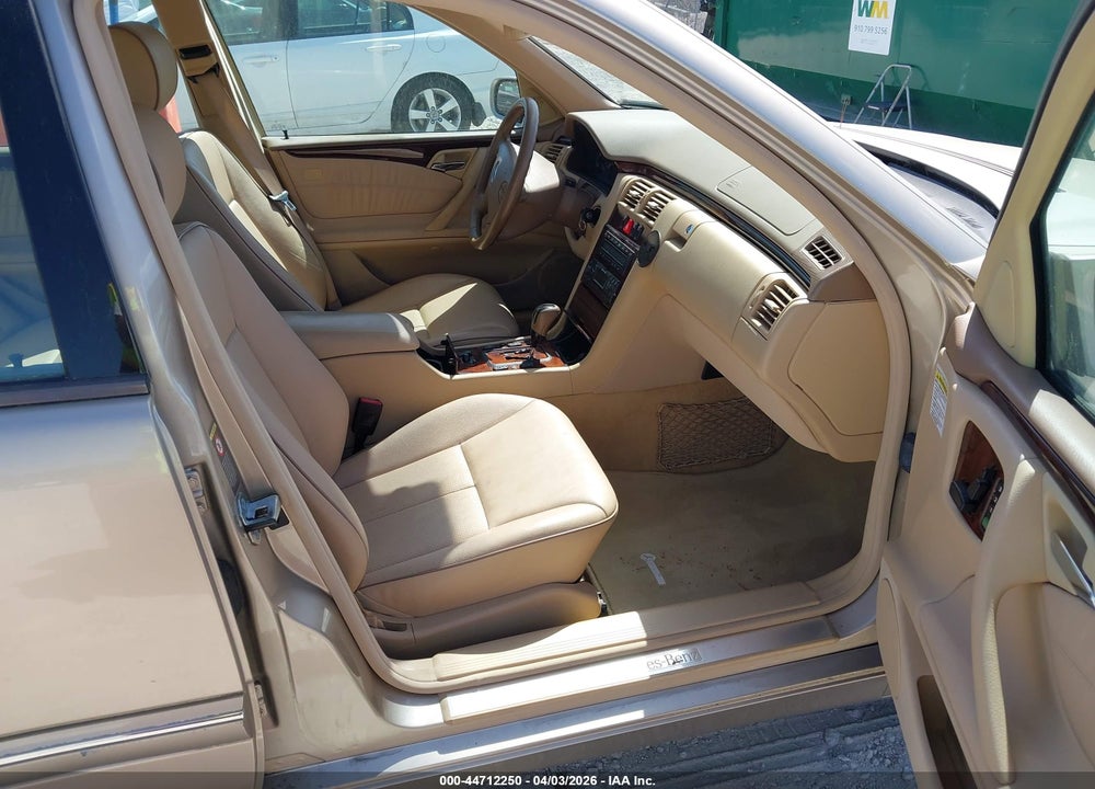 2001 MERCEDES-BENZ E 320 VIN: WDBJF65J51B213473