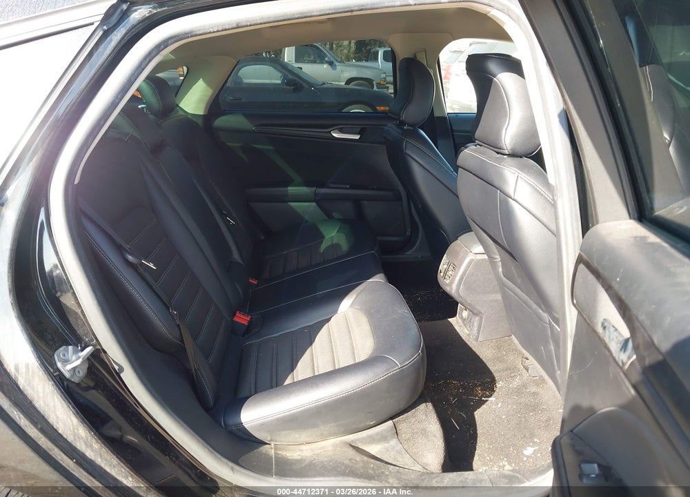 2018 FORD FUSION SE VIN: 3FA6P0HD7JR161661