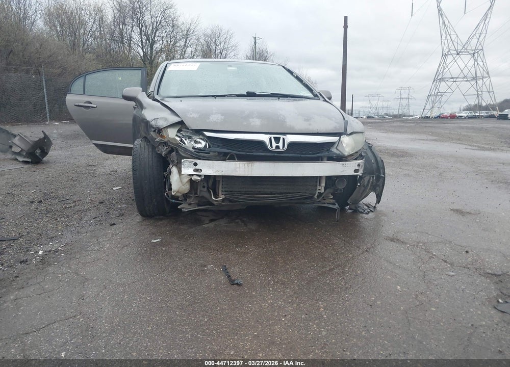 2010 HONDA CIVIC LX VIN: 2HGFA1F54AH587060