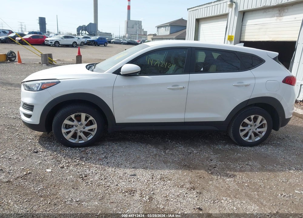 2019 HYUNDAI TUCSON SE VIN: KM8J23A41KU935388