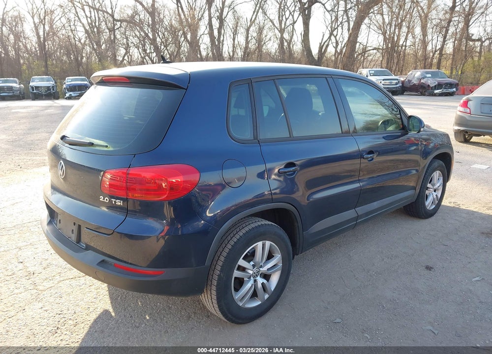 2013 VOLKSWAGEN TIGUAN S VIN: WVGAV3AX9DW625305