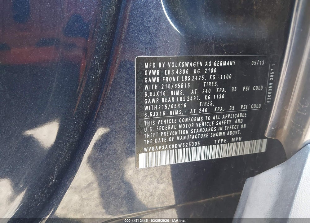 2013 VOLKSWAGEN TIGUAN S VIN: WVGAV3AX9DW625305
