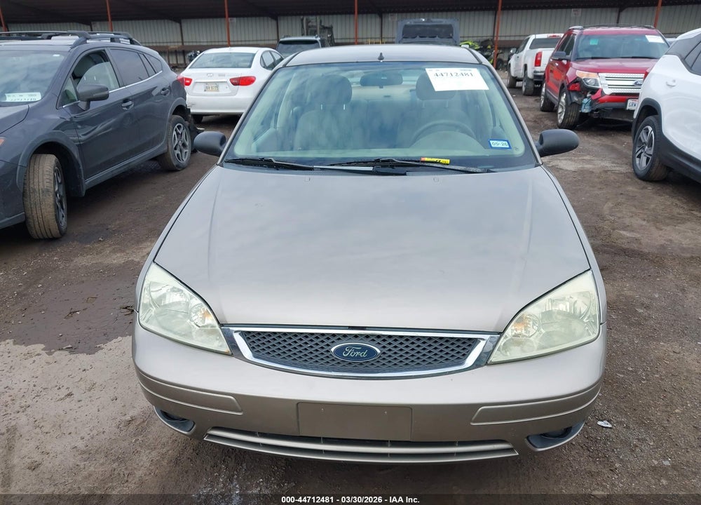 2005 FORD FOCUS ZX4 VIN: 1FAFP34N15W262326
